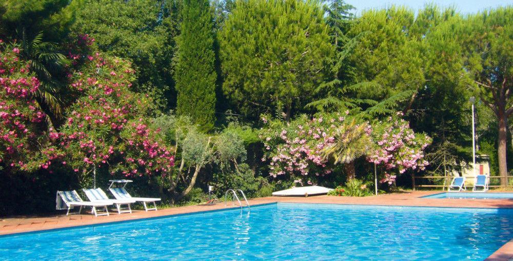 Baia Etrusca Resort Riotorto Exterior photo
