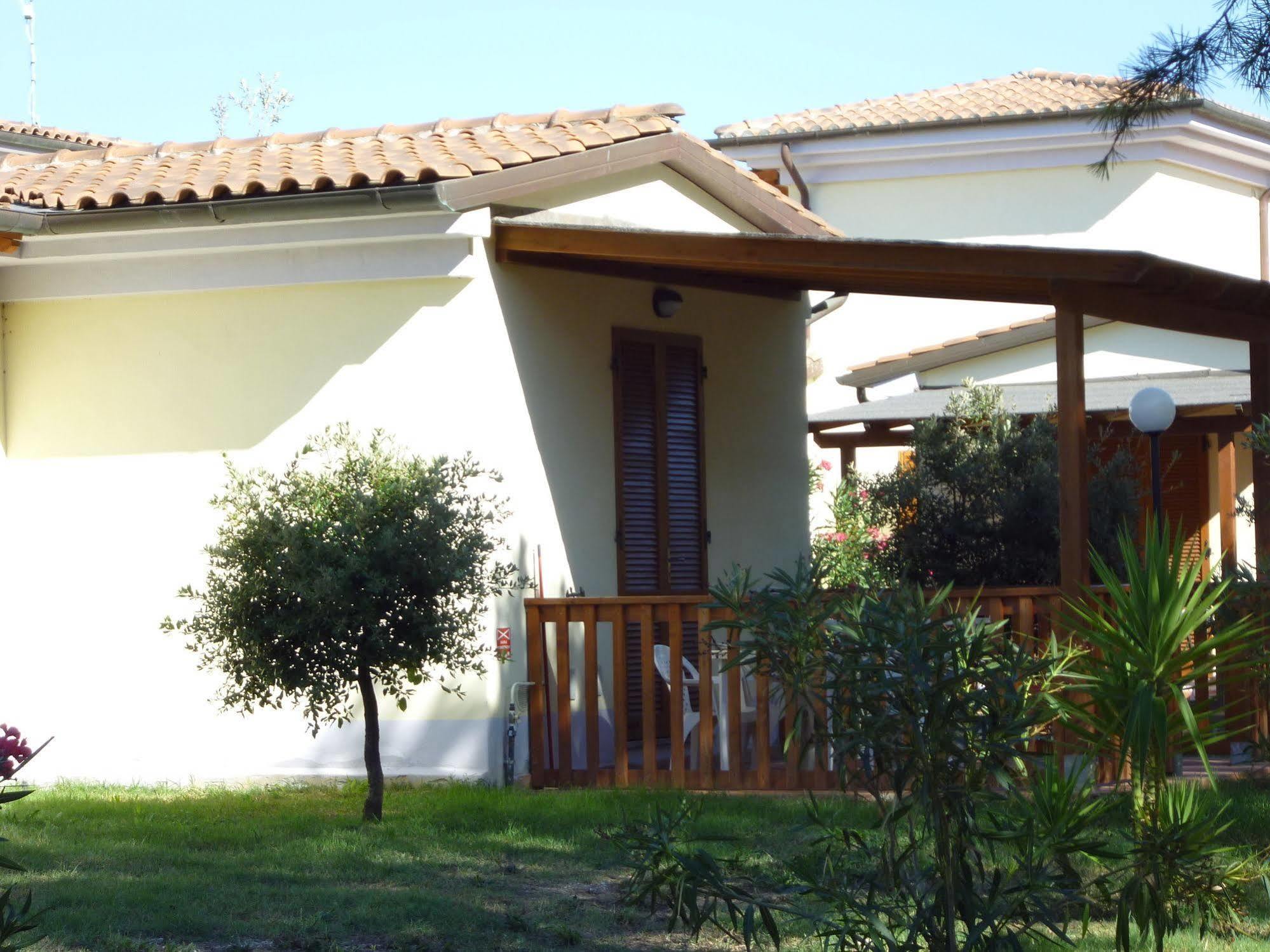 Baia Etrusca Resort Riotorto Exterior photo